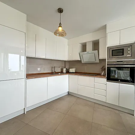 Frente Al Mar En La Torrecilla * Nerja