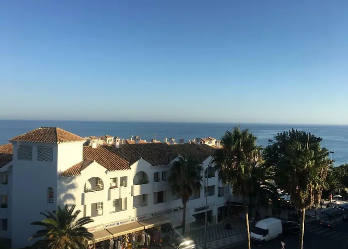 Apartment Frente Al Mar En La Torrecilla Nerja