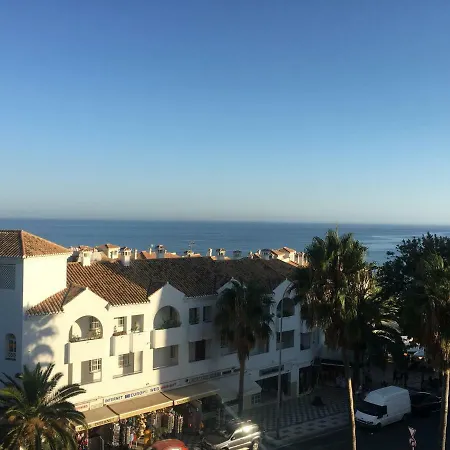 Apartment Frente Al Mar En La Torrecilla Nerja