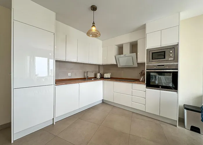 Frente Al Mar En La Torrecilla * Nerja